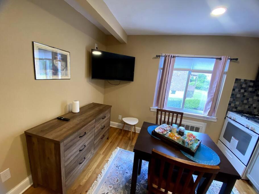Cozy Boston Getaway Apartment! Free Parking Exteriér fotografie